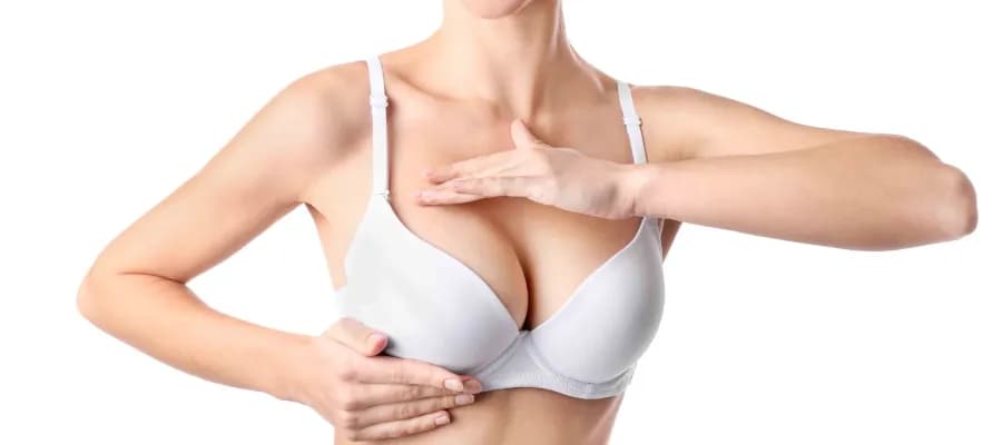 Jak powiększyć sobie biust: 5 naturalnych sposobów bez operacji